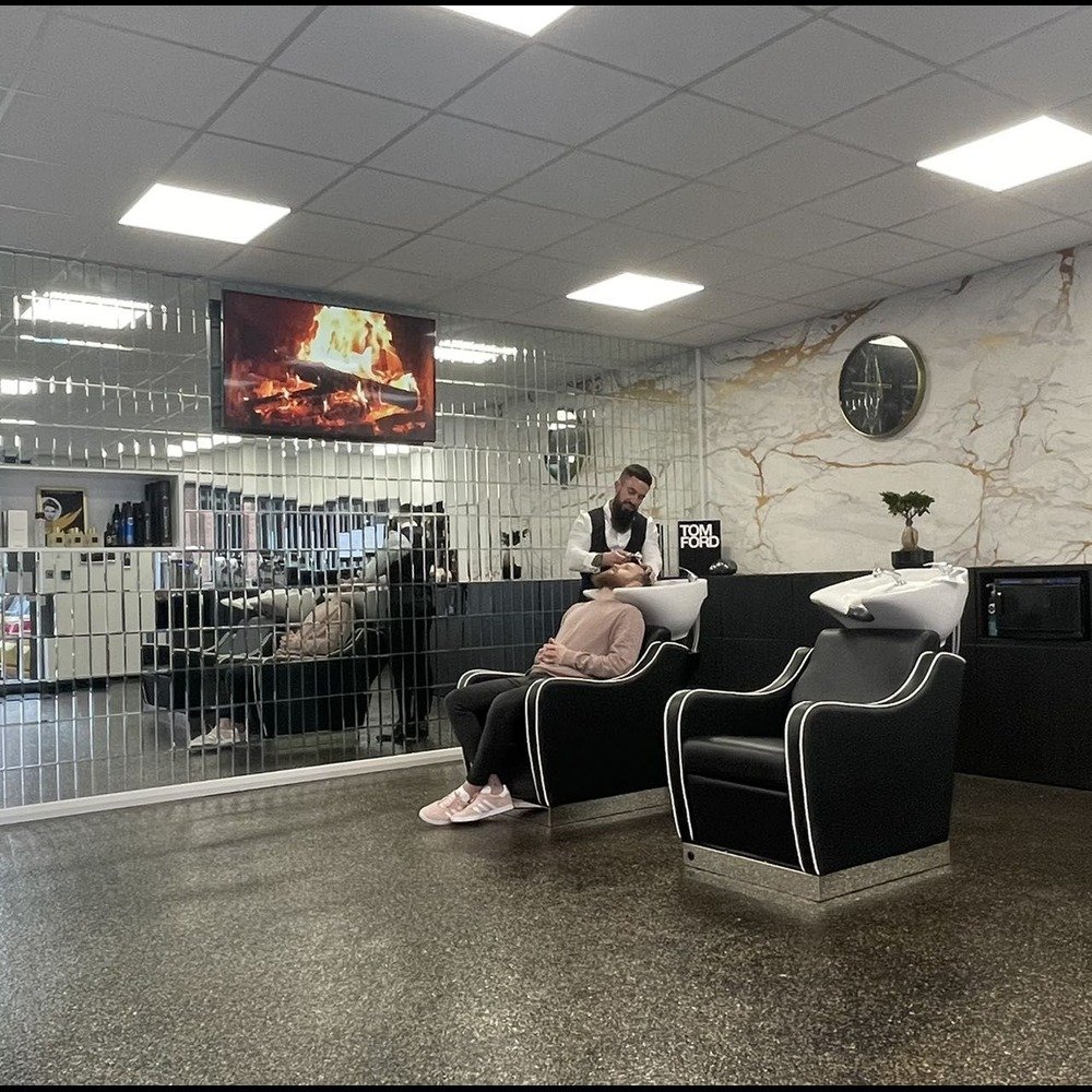 Stelimolloy barber workstation Belfast